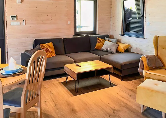 度假居 Gorgeous In Jaromierz With Sauna *