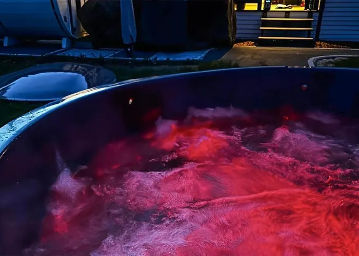 度假居 Gorgeous In Jaromierz With Sauna *