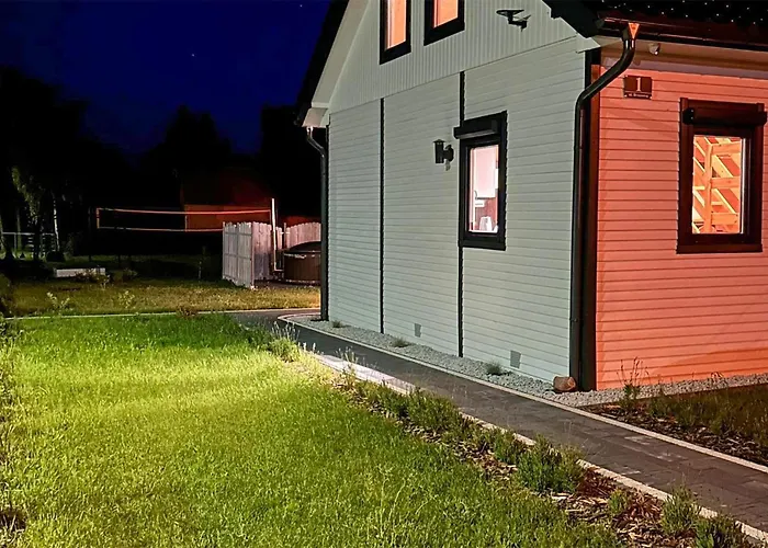 Gorgeous In Jaromierz With Sauna 度假居 *